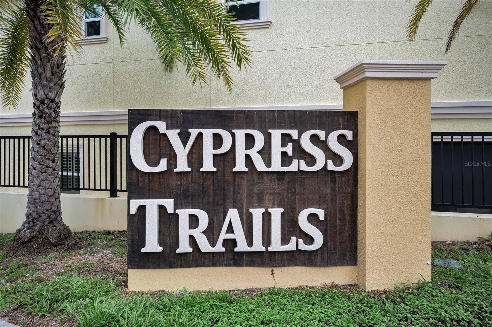 726 GRAND CYPRESS LANE, Tarpon Springs, FL 34689 726 GRAND CYPRESS LANE, Tarpon Springs, FL 34689