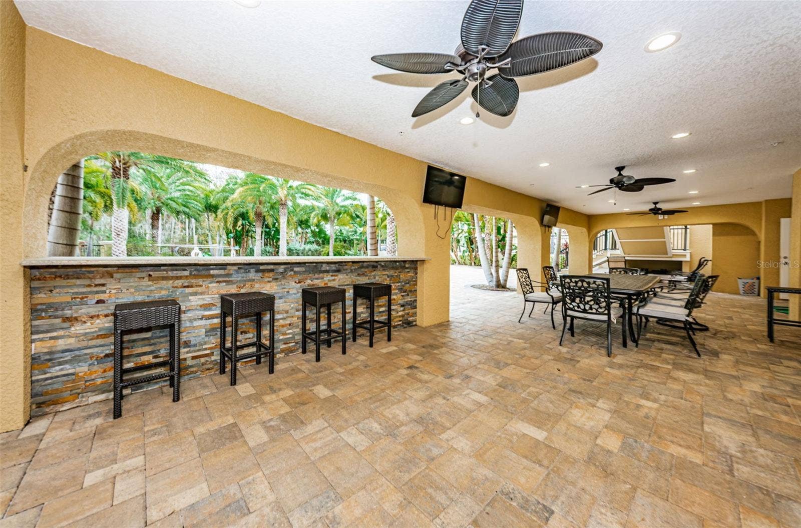 726 GRAND CYPRESS LANE, Tarpon Springs, FL 34689 726 GRAND CYPRESS LANE, Tarpon Springs, FL 34689