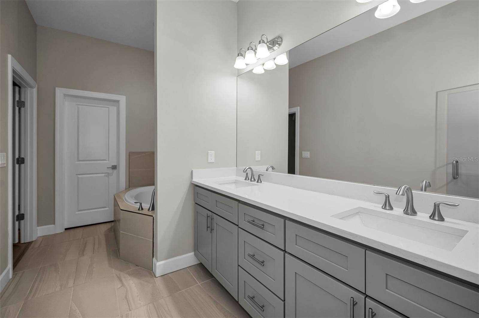 726 GRAND CYPRESS LANE, Tarpon Springs, FL 34689 726 GRAND CYPRESS LANE, Tarpon Springs, FL 34689