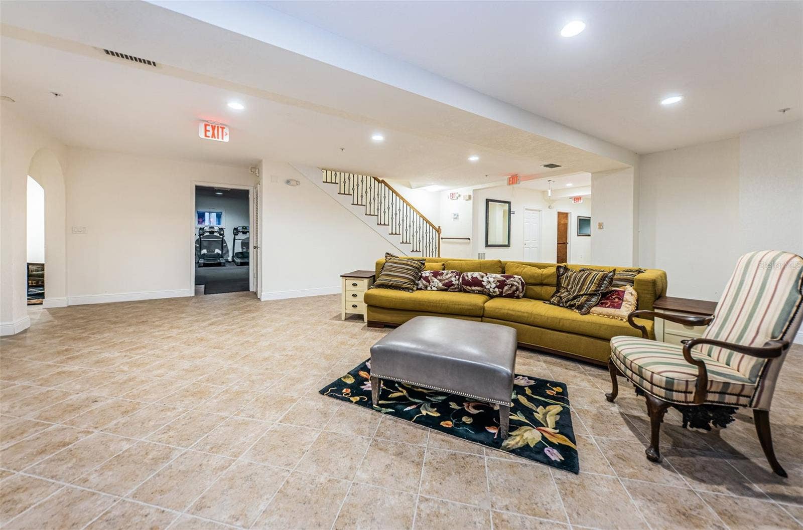 726 GRAND CYPRESS LANE, Tarpon Springs, FL 34689 726 GRAND CYPRESS LANE, Tarpon Springs, FL 34689
