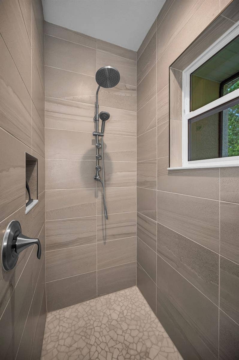 726 GRAND CYPRESS LANE, Tarpon Springs, FL 34689 Primary Shower