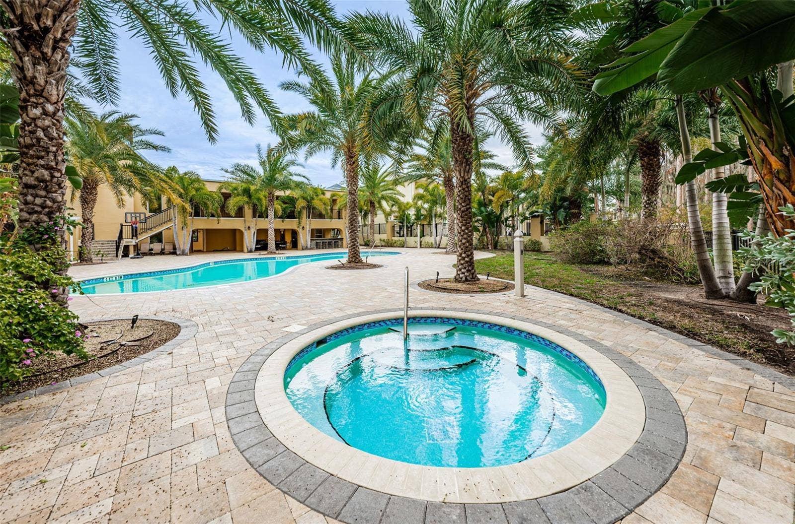 726 GRAND CYPRESS LANE, Tarpon Springs, FL 34689 726 GRAND CYPRESS LANE, Tarpon Springs, FL 34689
