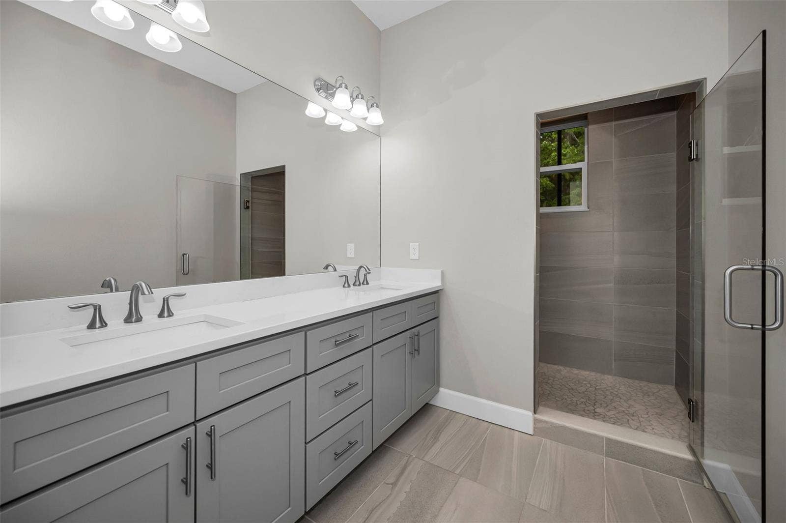 726 GRAND CYPRESS LANE, Tarpon Springs, FL 34689 726 GRAND CYPRESS LANE, Tarpon Springs, FL 34689