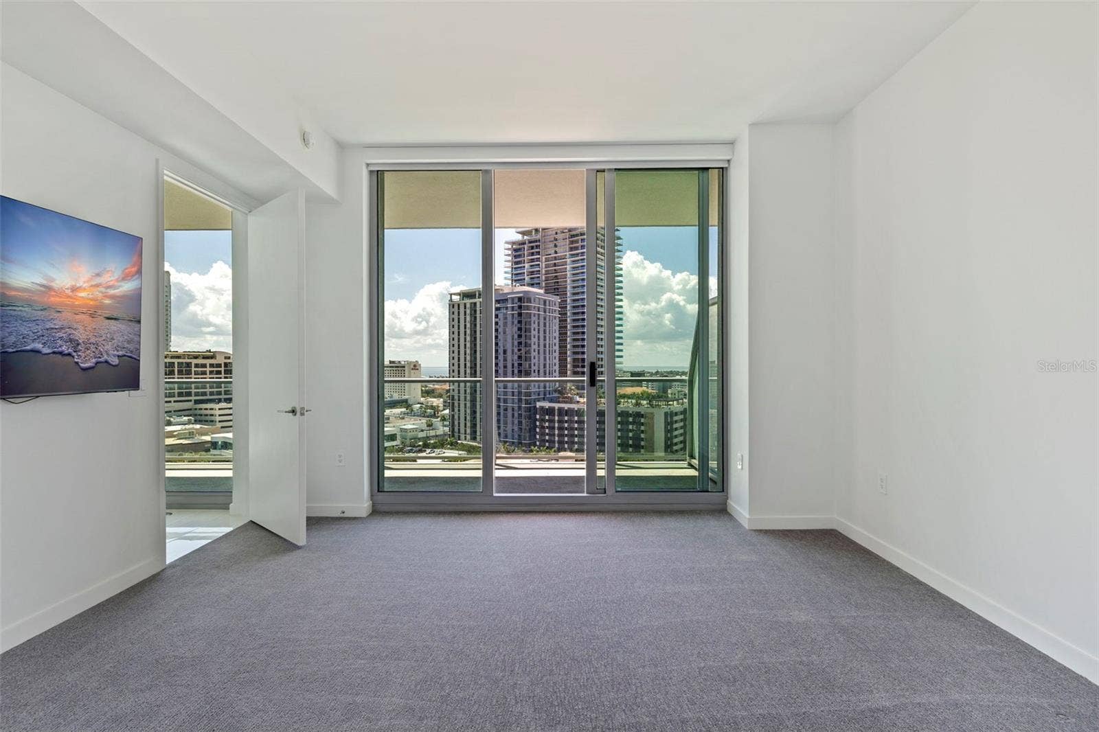 400 CENTRAL AVENUE, #1105, St Petersburg, FL 33701 400 CENTRAL AVENUE, #1105, St Petersburg, FL 33701