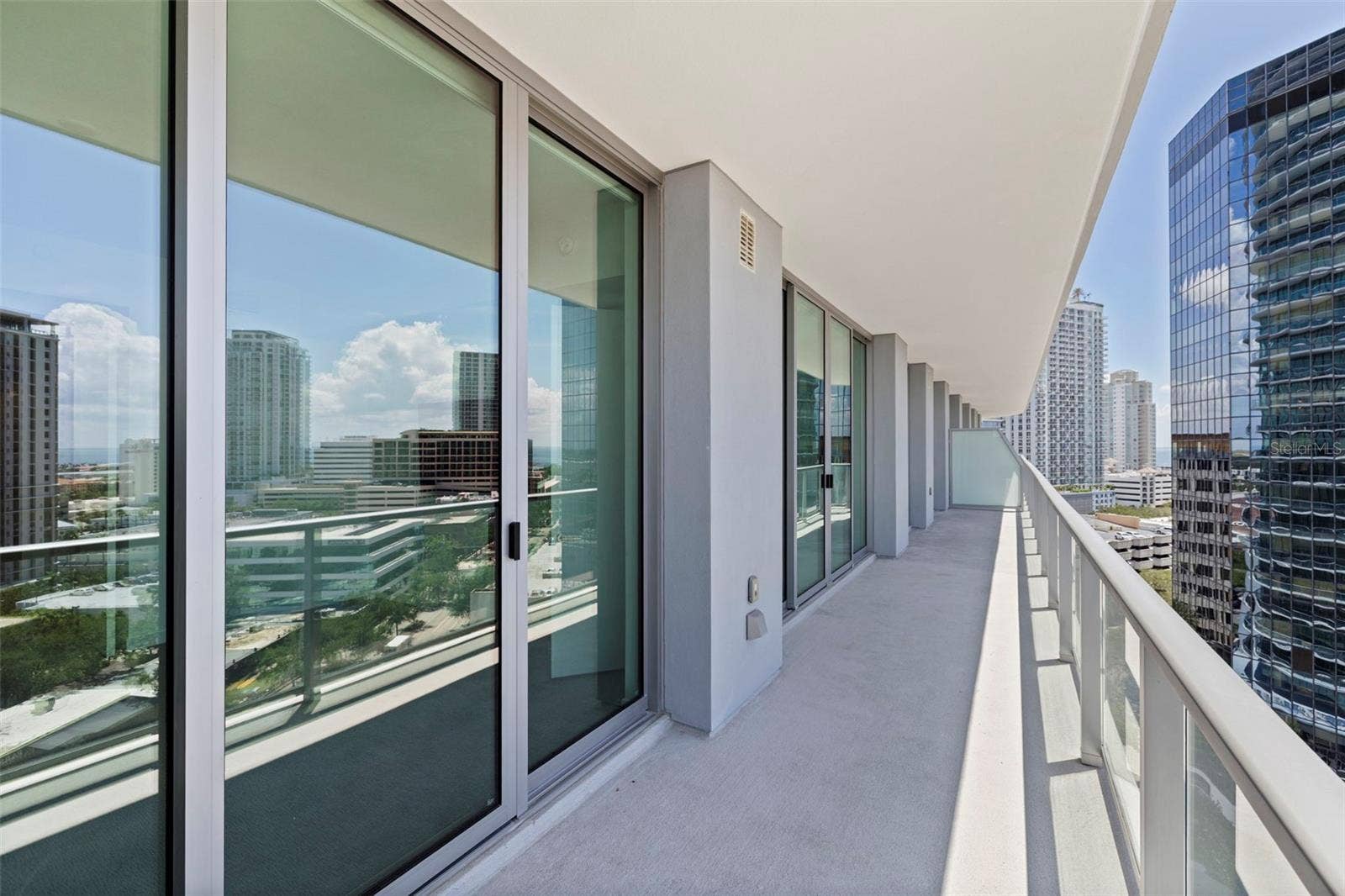 400 CENTRAL AVENUE, #1105, St Petersburg, FL 33701 400 CENTRAL AVENUE, #1105, St Petersburg, FL 33701