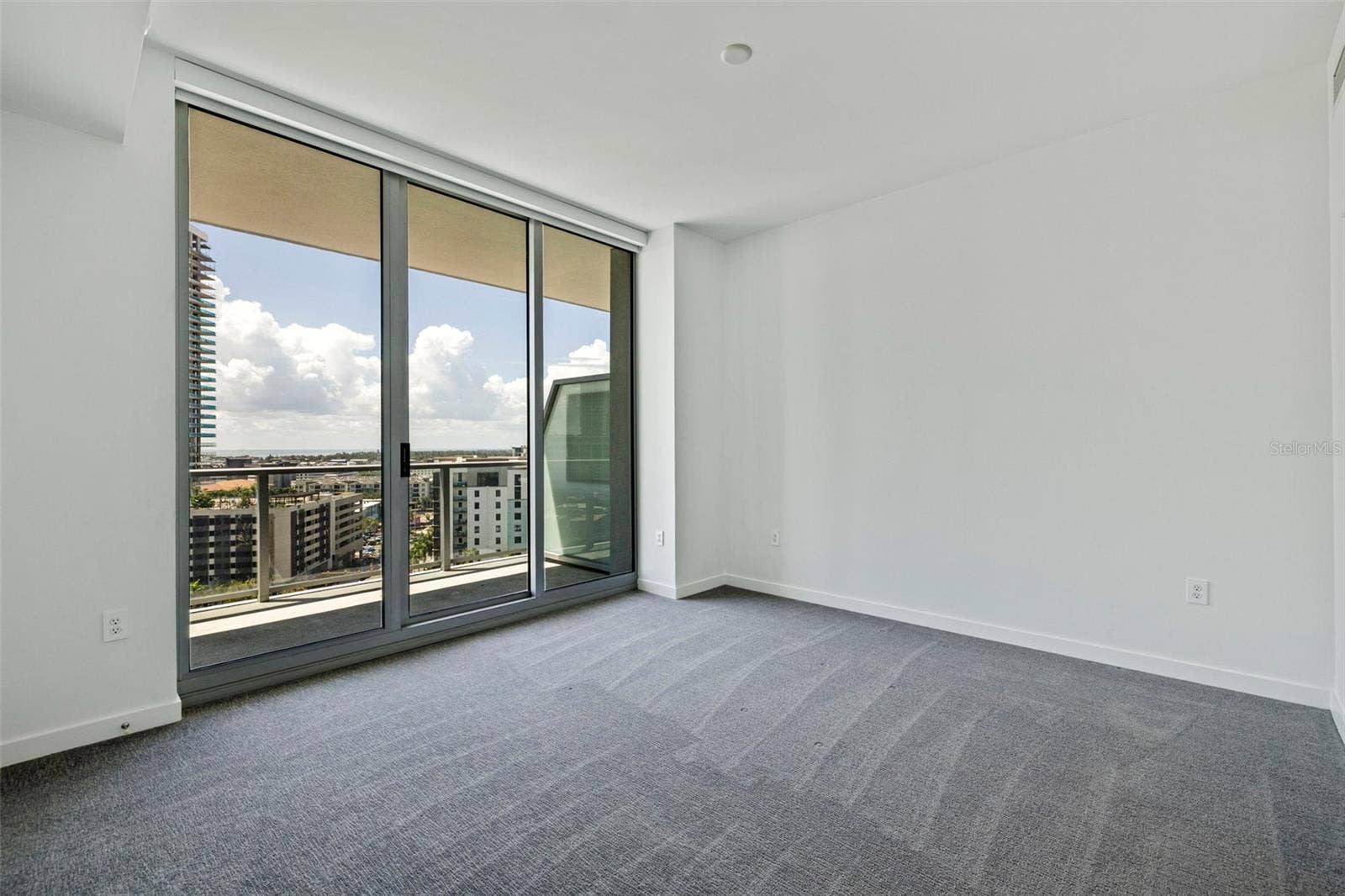 400 CENTRAL AVENUE, #1105, St Petersburg, FL 33701 400 CENTRAL AVENUE, #1105, St Petersburg, FL 33701