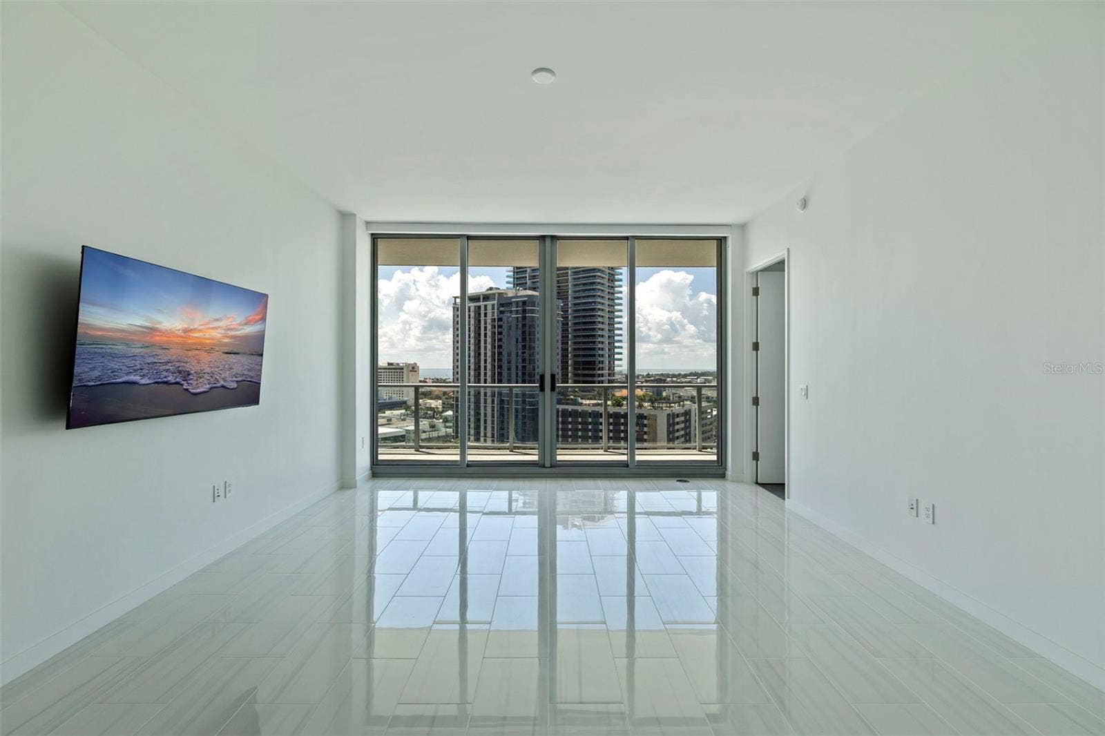 400 CENTRAL AVENUE, #1105, St Petersburg, FL 33701 400 CENTRAL AVENUE, #1105, St Petersburg, FL 33701
