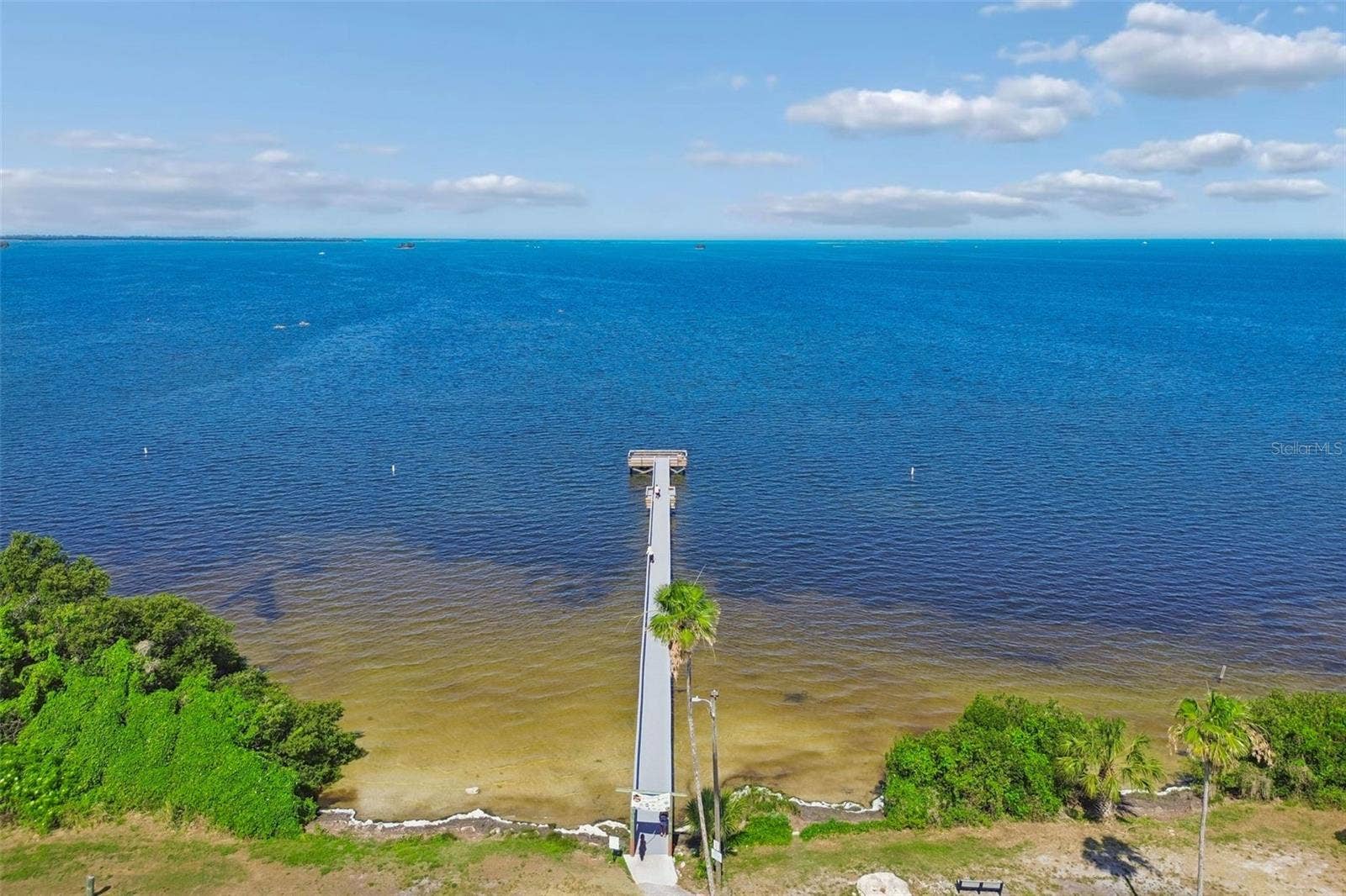 Community pier
