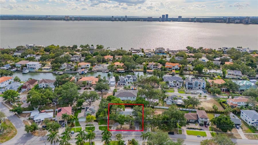 Property photo for 504 W DAVIS BOULEVARD, Tampa, FL