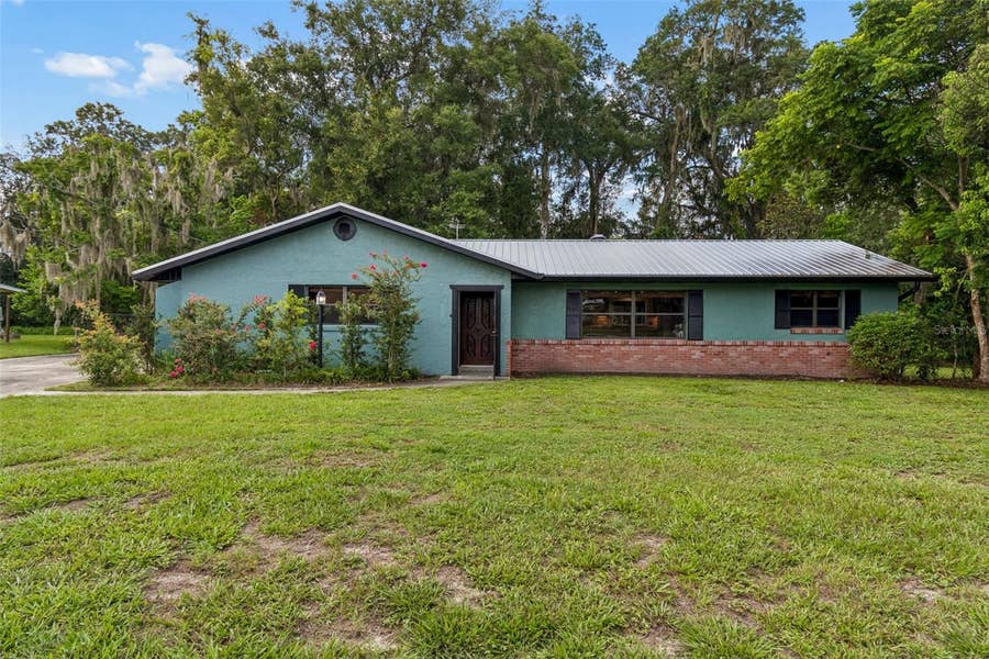 Property photo for 1322 W VOORHIS AVENUE, Deland, FL