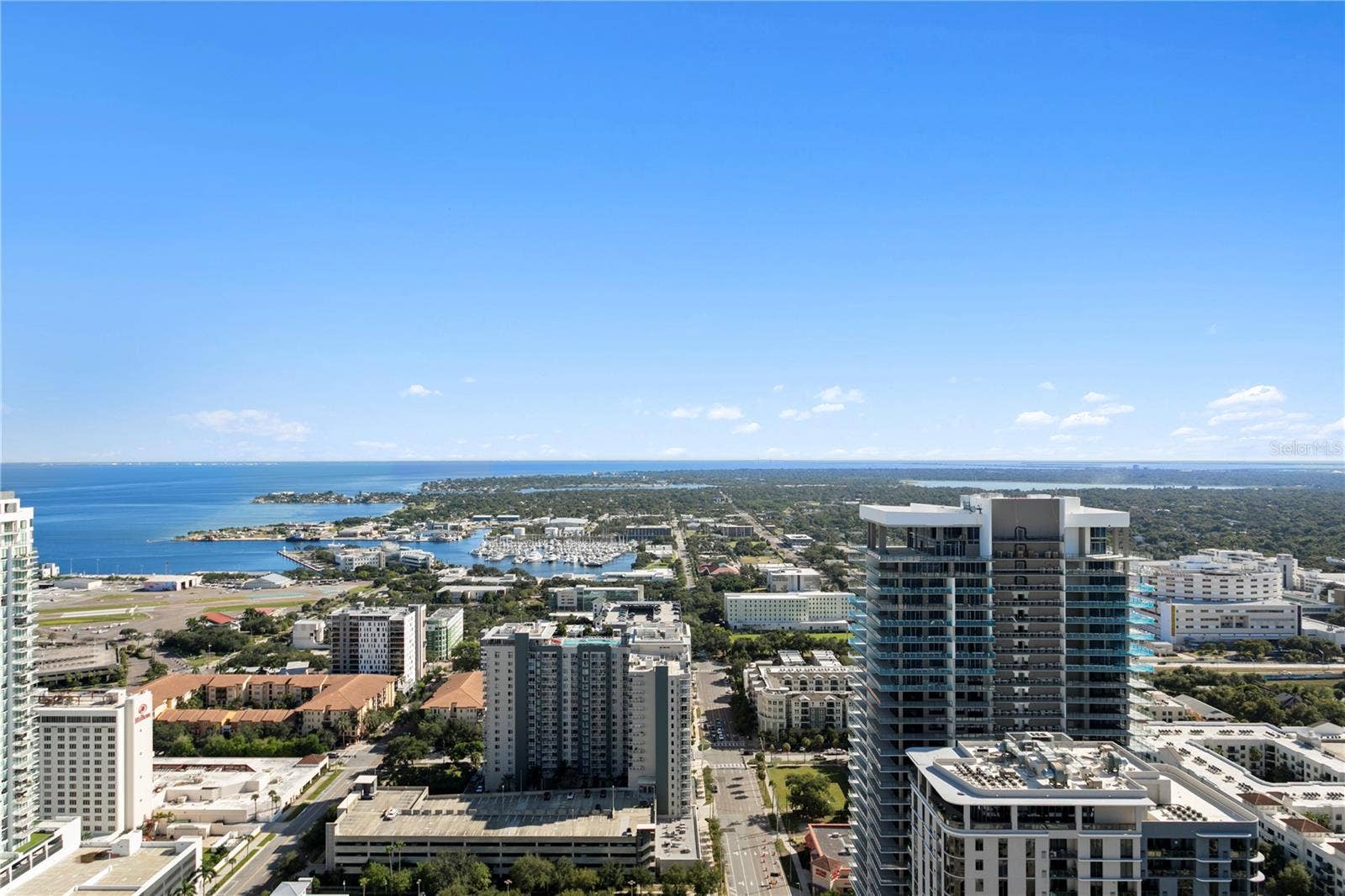 275 1ST AVENUE S, #4004, St Petersburg, FL 33701 275 1ST AVENUE S, #4004, St Petersburg, FL 33701