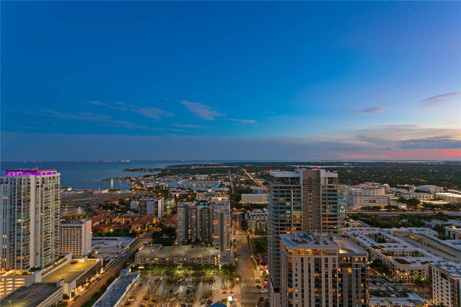 275 1ST AVENUE S, #4004, St Petersburg, FL 33701 275 1ST AVENUE S, #4004, St Petersburg, FL 33701