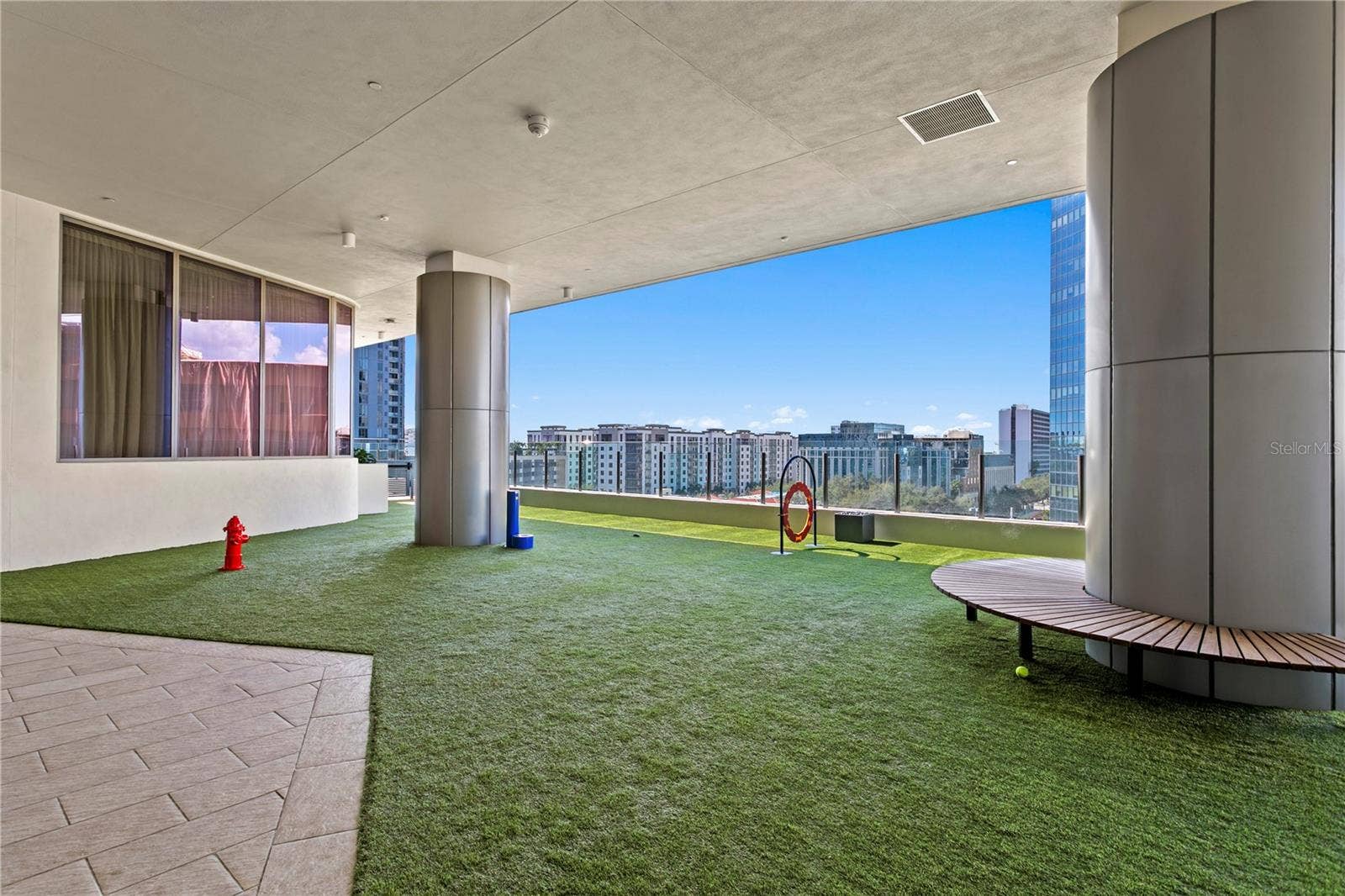 275 1ST AVENUE S, #4004, St Petersburg, FL 33701 Large Covered Dog Park