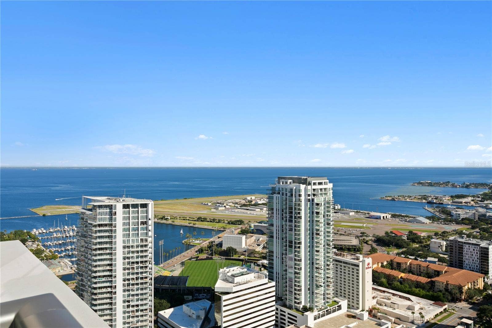 275 1ST AVENUE S, #4004, St Petersburg, FL 33701 East to Tampa Bay