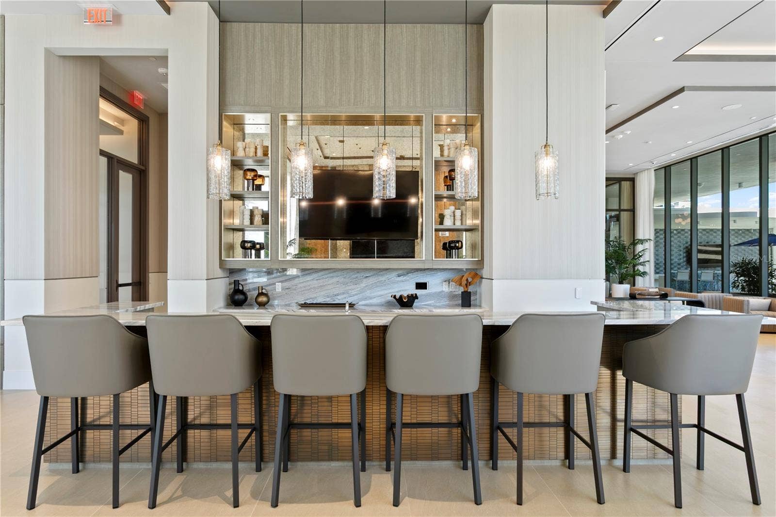 275 1ST AVENUE S, #4004, St Petersburg, FL 33701 Club Room Bar for Indoor Entertaining