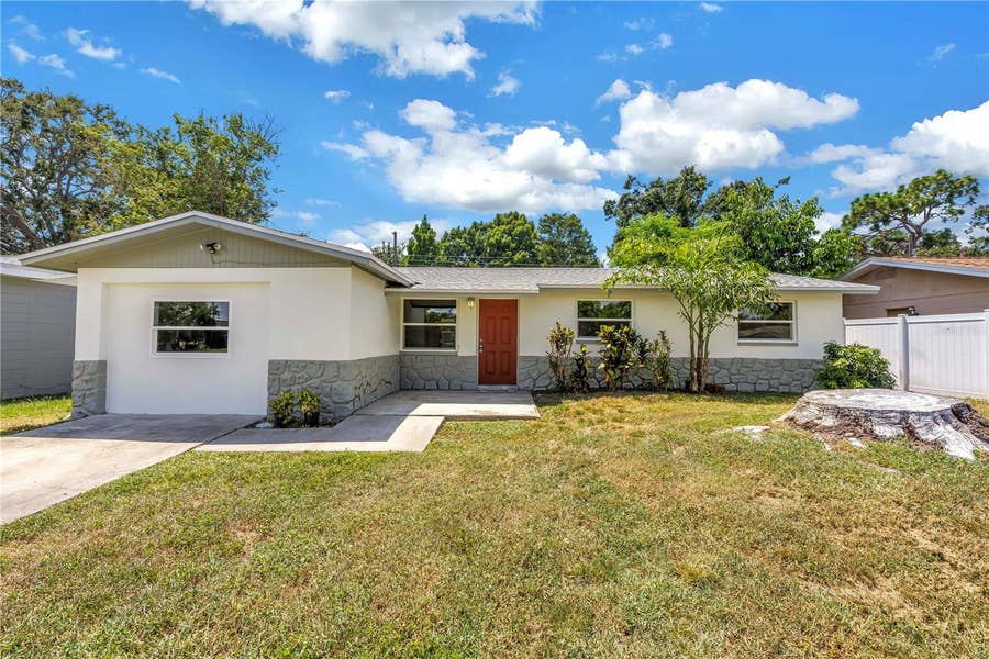 Property photo for 10920 111TH STREET, Largo, FL