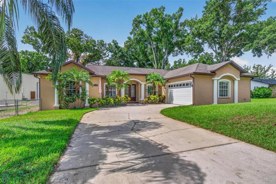 Property photo for 21906 PANTHER WAY, Land O Lakes, FL