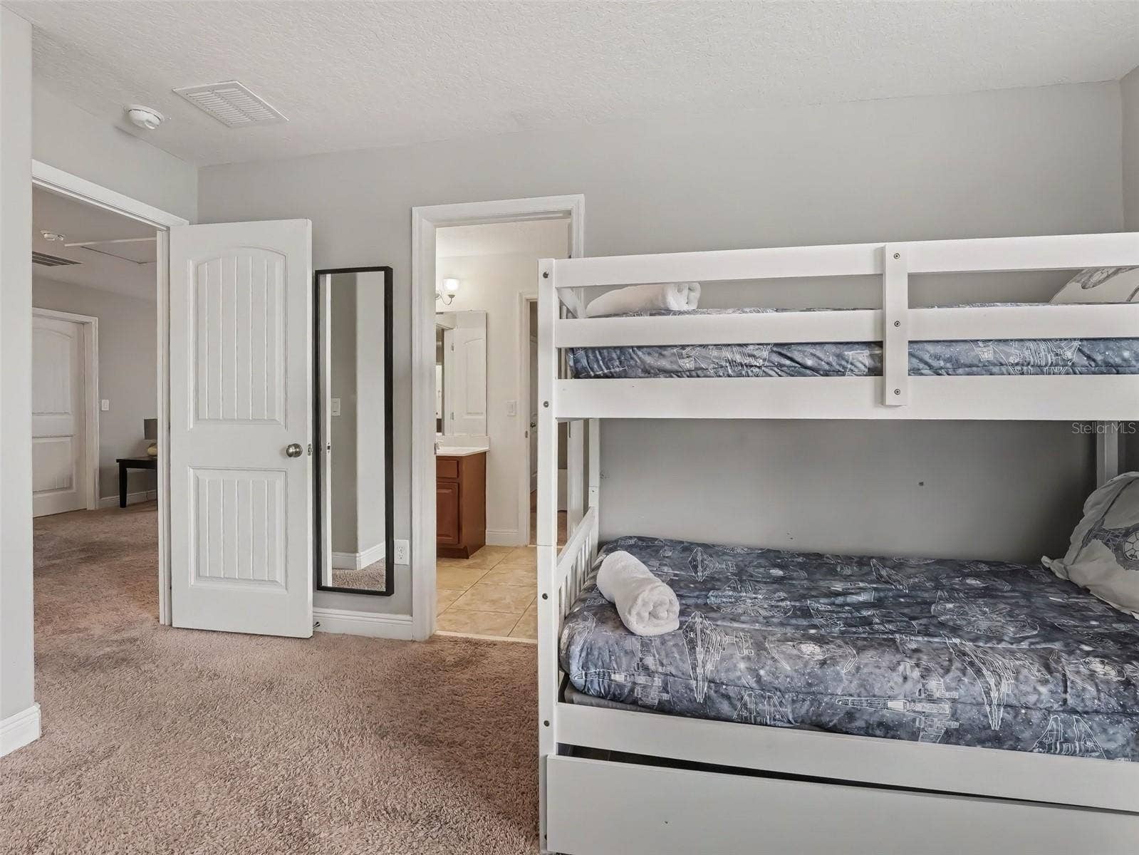 4127 OAK TREE DRIVE, Davenport, FL 33837 4127 OAK TREE DRIVE, Davenport, FL 33837