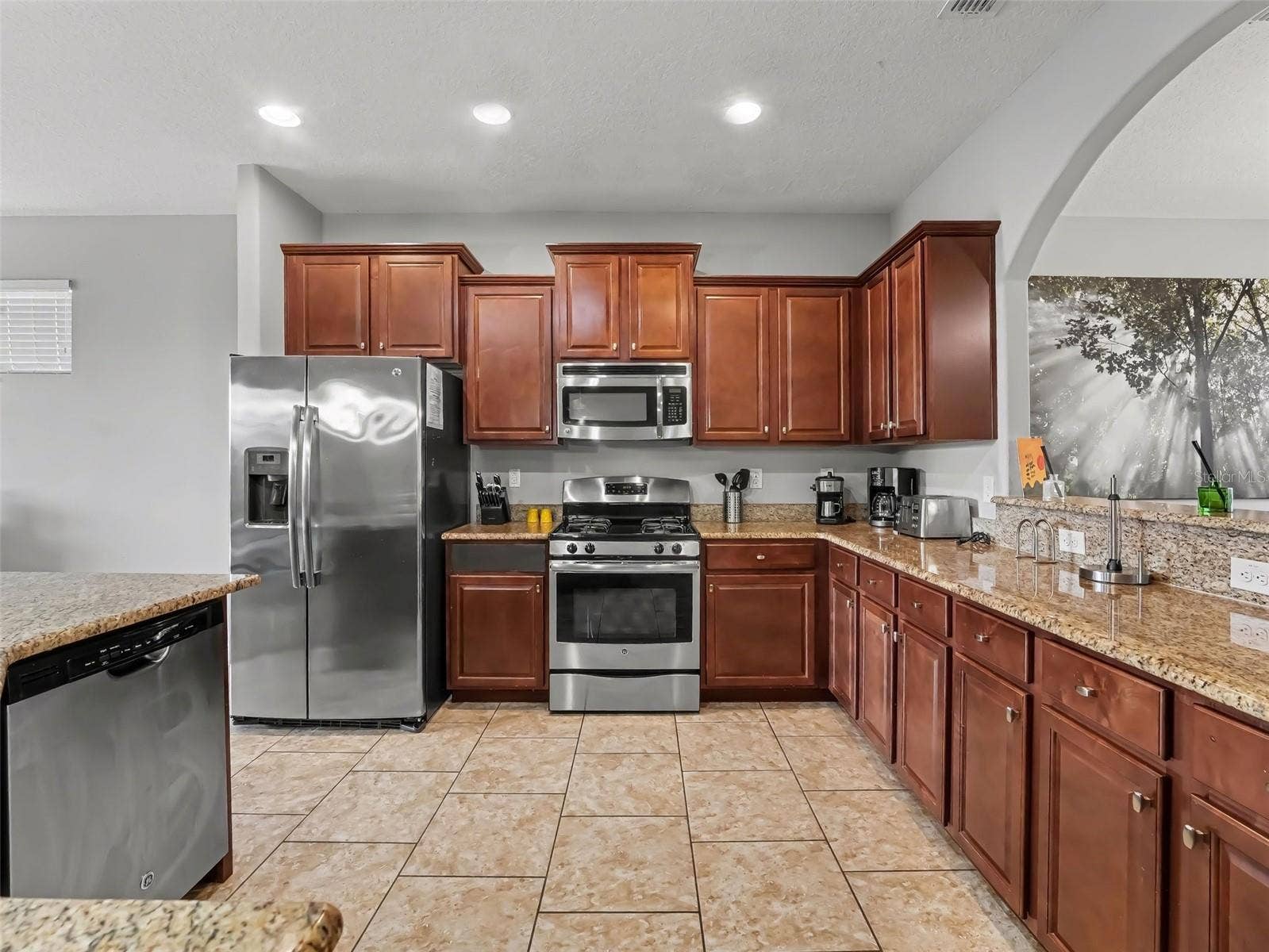 4127 OAK TREE DRIVE, Davenport, FL 33837 4127 OAK TREE DRIVE, Davenport, FL 33837
