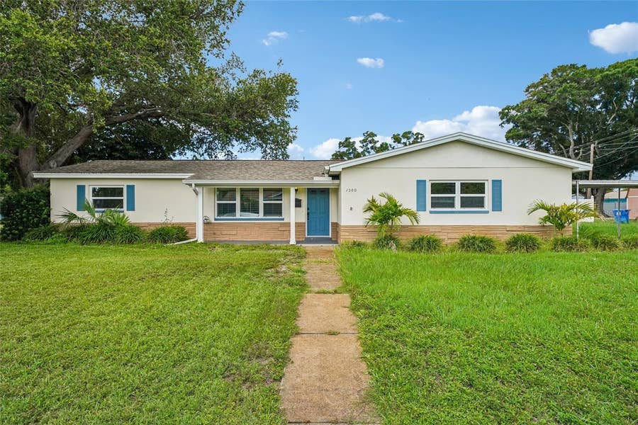 Property photo for 1500 39TH STREET N, St Petersburg, FL