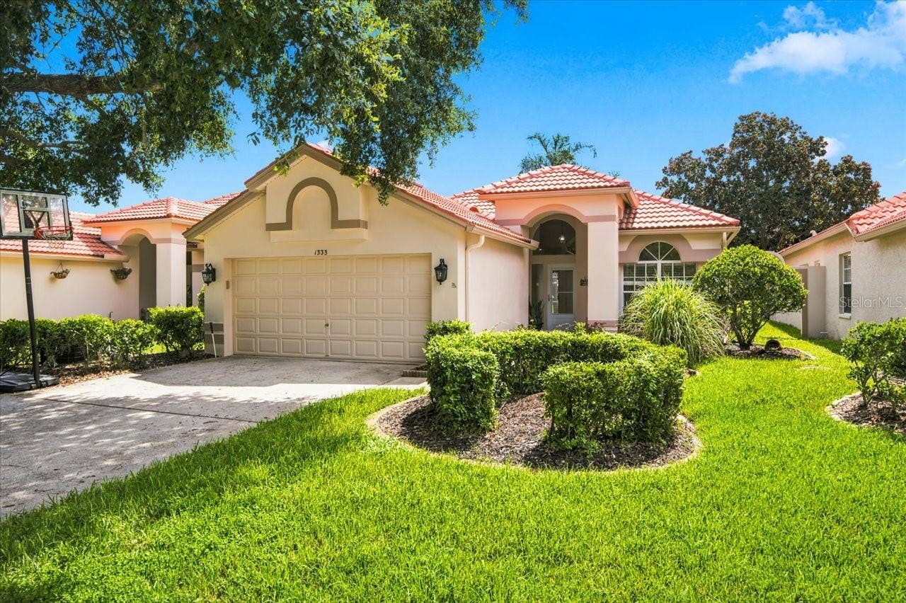 1333 LINDENWOOD DRIVE, Tarpon Springs, FL 34688 1333 LINDENWOOD DRIVE, Tarpon Springs, FL 34688