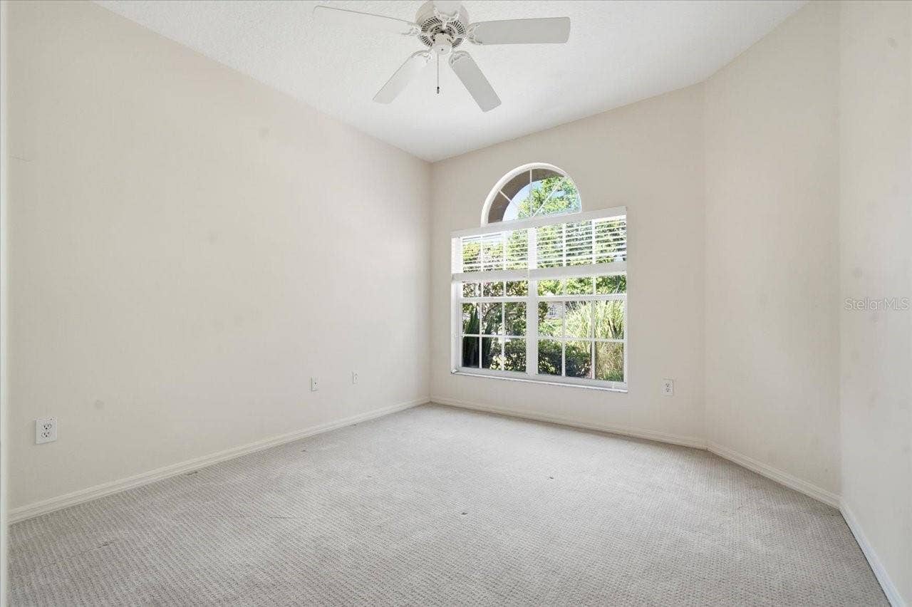 1333 LINDENWOOD DRIVE, Tarpon Springs, FL 34688 1333 LINDENWOOD DRIVE, Tarpon Springs, FL 34688
