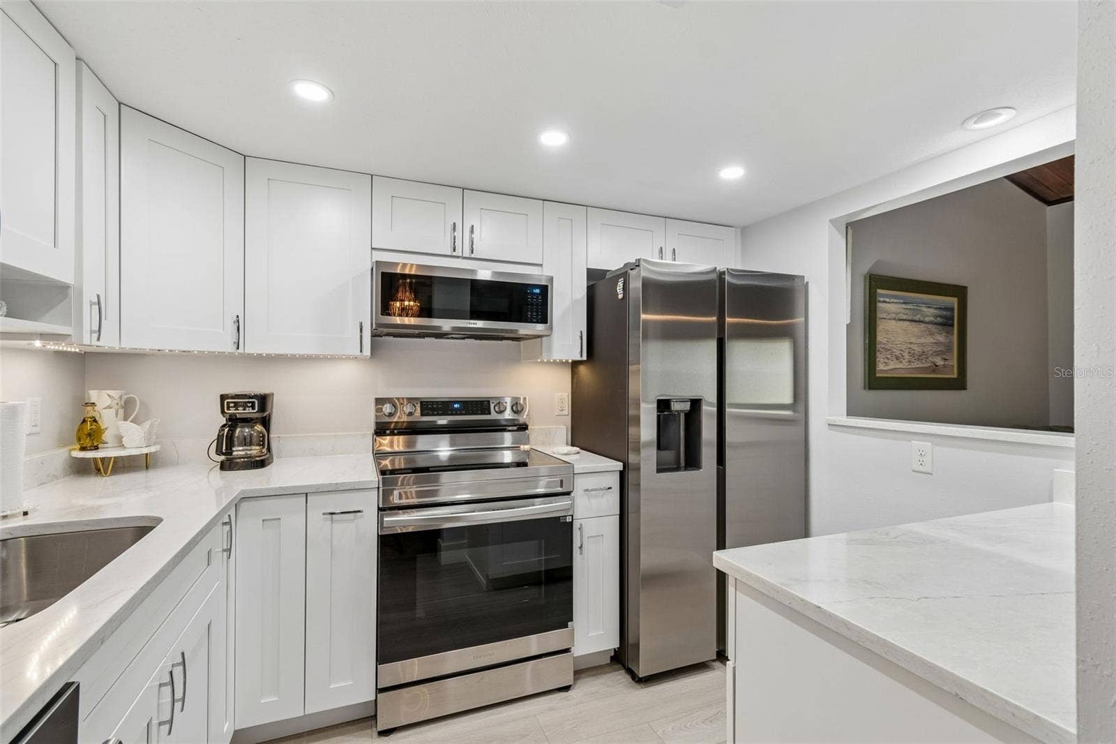 505 PLAZA SEVILLE COURT, #12, Treasure Island, FL 33706