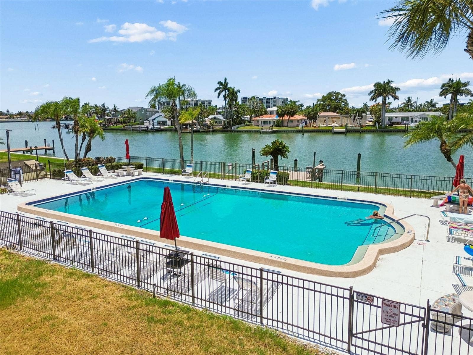 505 PLAZA SEVILLE COURT, #12, Treasure Island, FL 33706