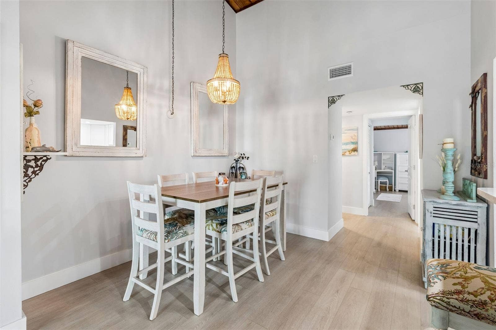 505 PLAZA SEVILLE COURT, #12, Treasure Island, FL 33706