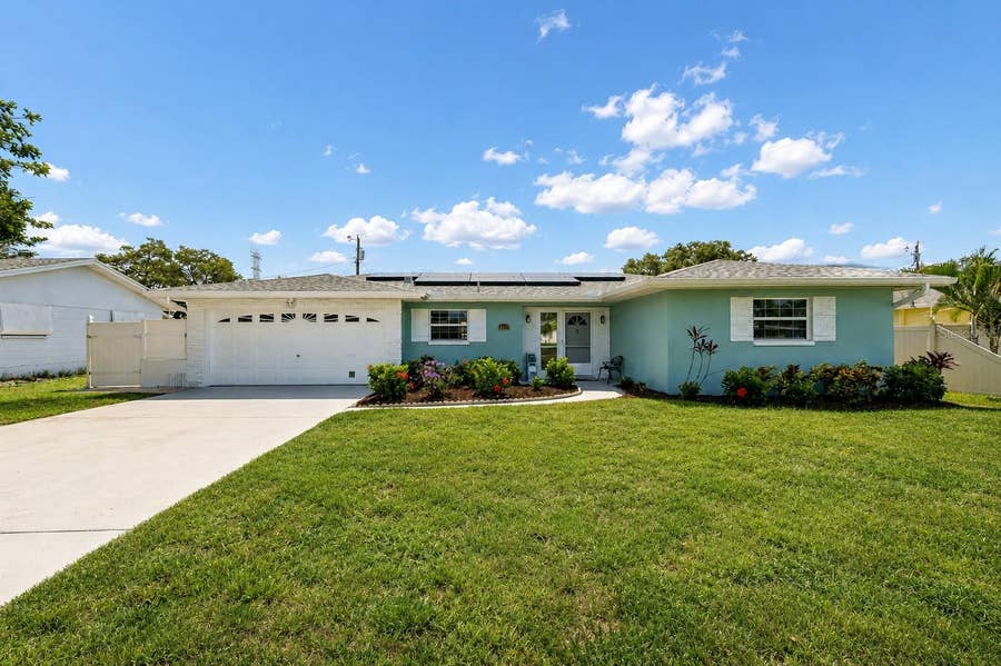 Property photo for 1229 GRENADA AVENUE, Clearwater, FL