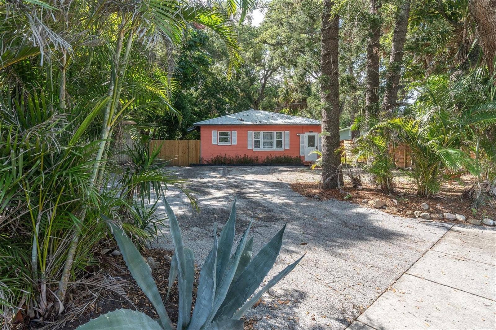 2925 PARK STREET N, St Petersburg, FL 33710 2925 Park Street St Petersburg