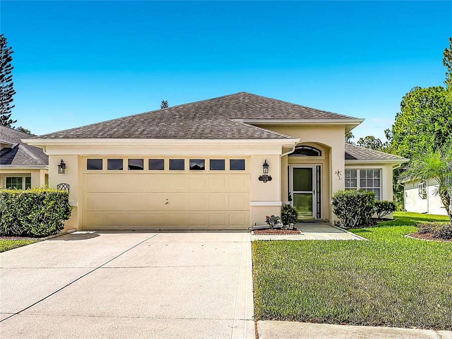 Property photo for 7828 CRAIGHURST LOOP, New Port Richey, FL