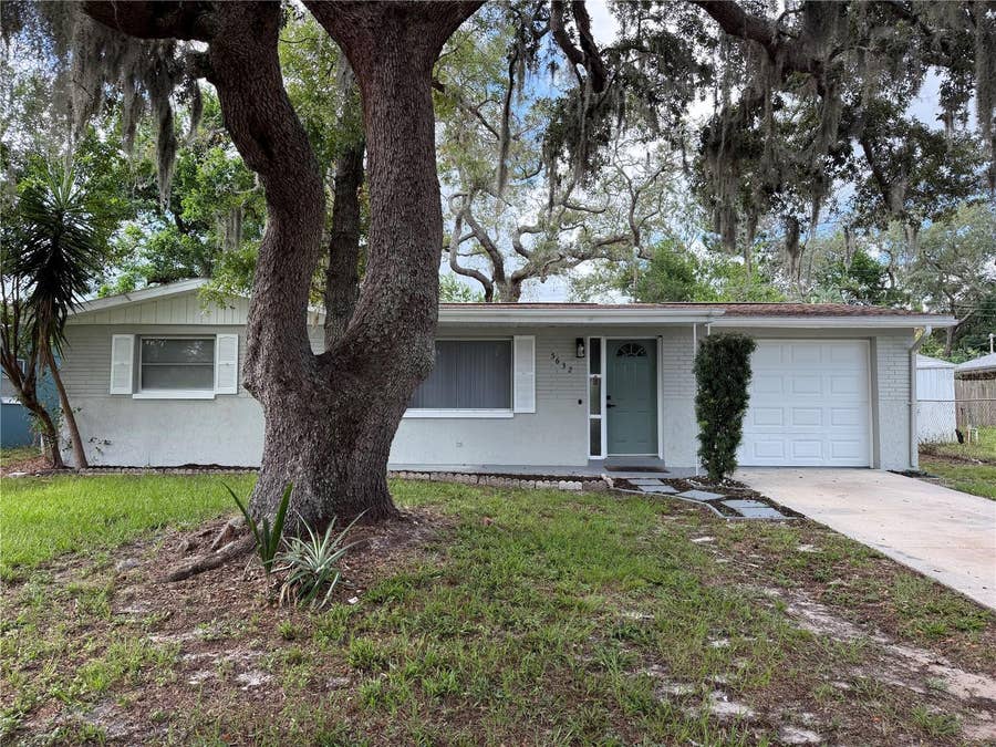 Property photo for 5632 FRONT DRIVE, Holiday, FL