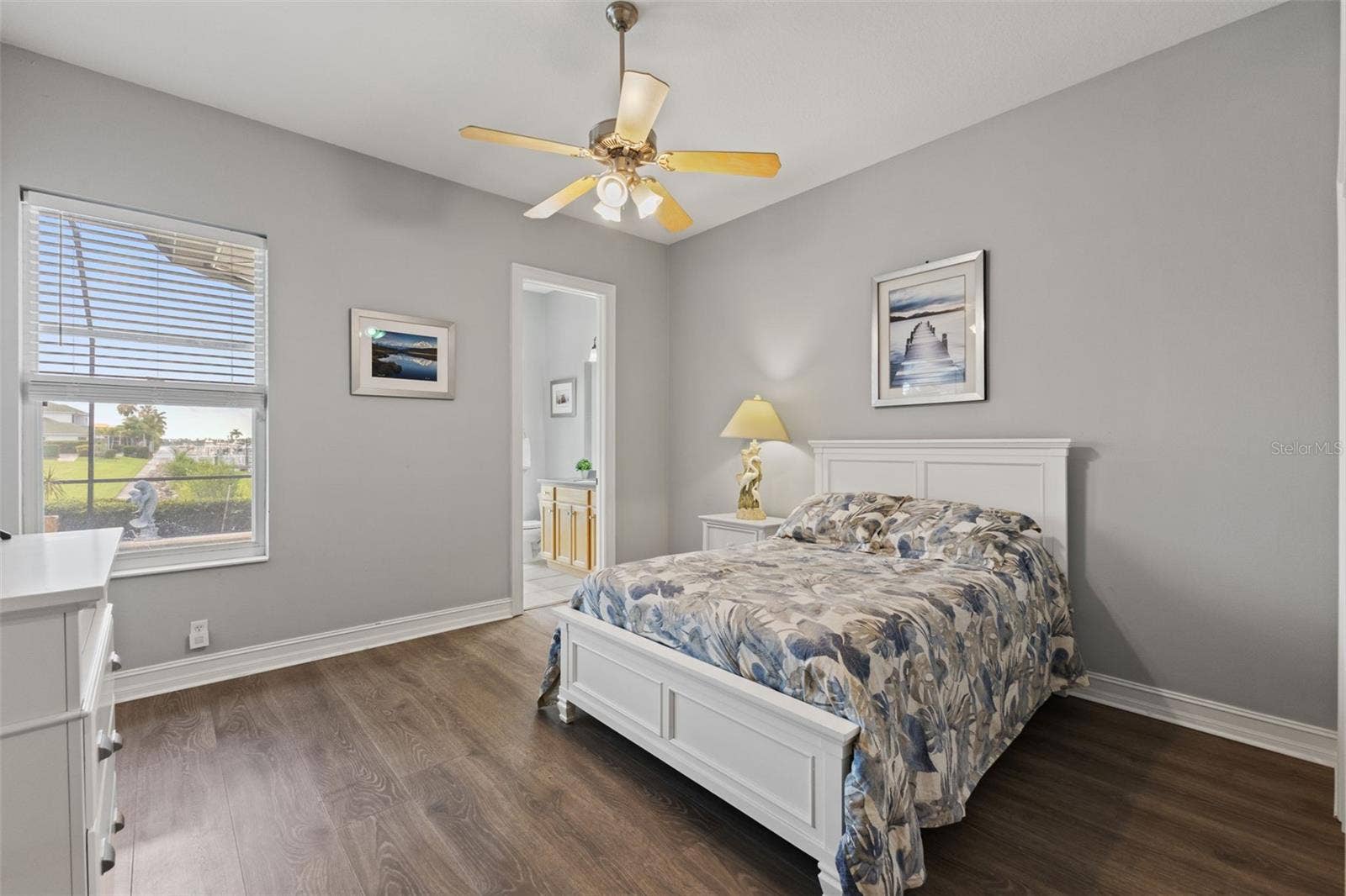 1105 3RD STREET E, Palmetto, FL 34221 Bedroom (3) with Ensuite Bathroom (Pool bath)