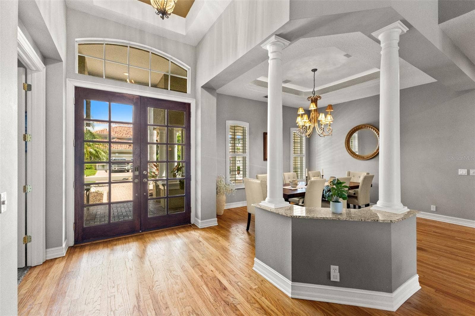 1105 3RD STREET E, Palmetto, FL 34221 Foyer with 12 ft ceilings