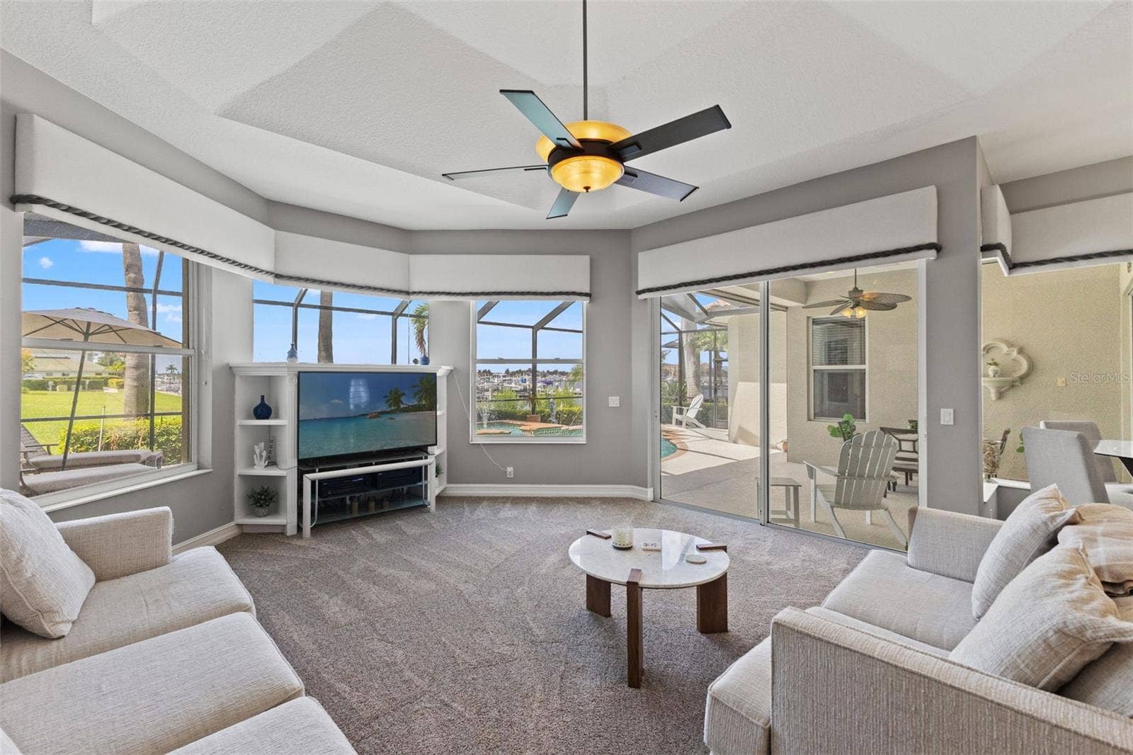 1105 3RD STREET E, Palmetto, FL 34221 Tons of natural lighting