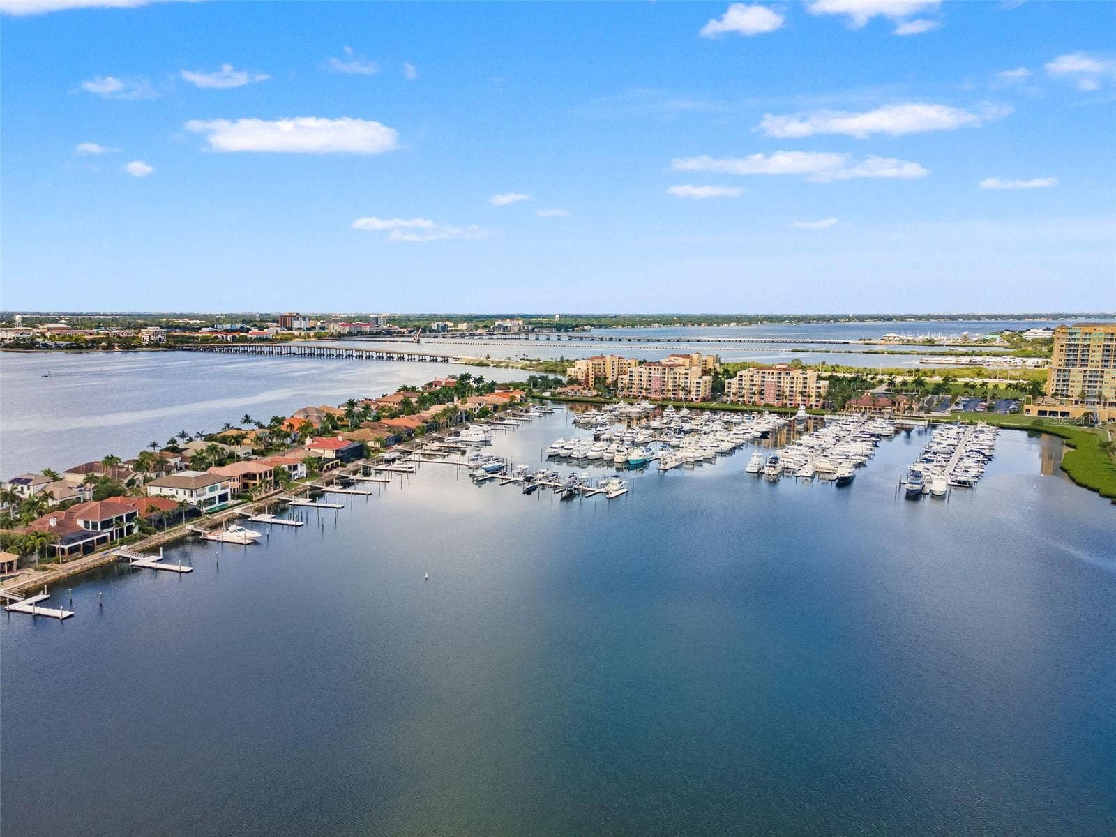 1105 3RD STREET E, Palmetto, FL 34221 Quick access to Manatee River and into the Gulf