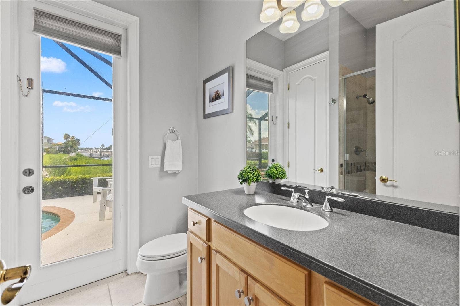 1105 3RD STREET E, Palmetto, FL 34221 Ensuite Bathroom (Pool Bath)
