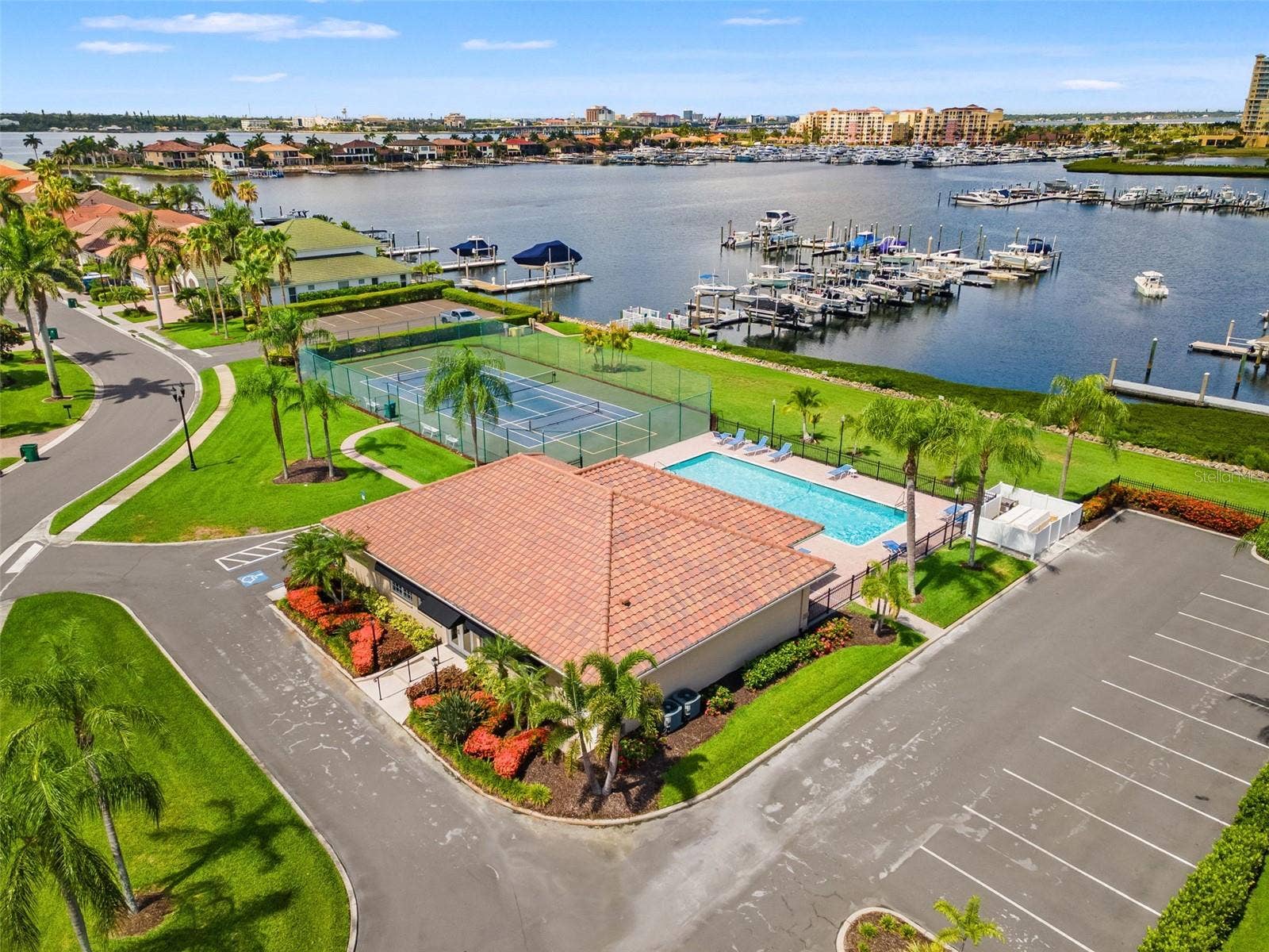 1105 3RD STREET E, Palmetto, FL 34221 Community Center