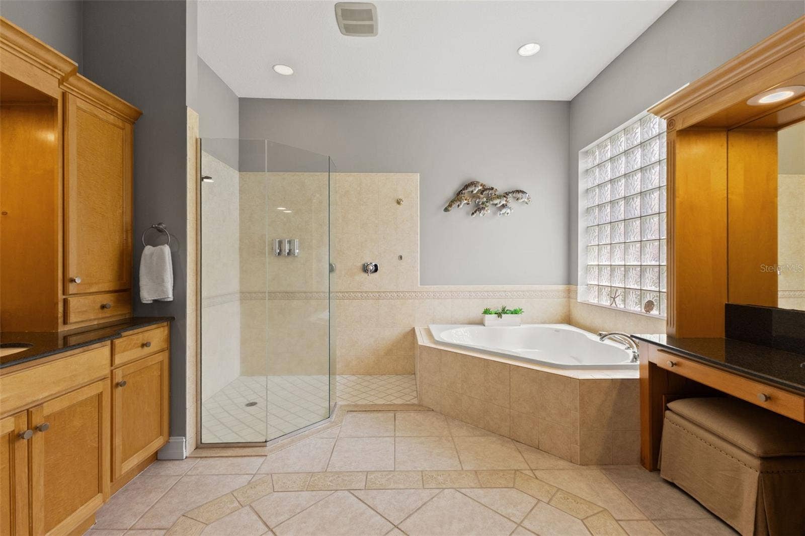 1105 3RD STREET E, Palmetto, FL 34221 Primary Bathroom