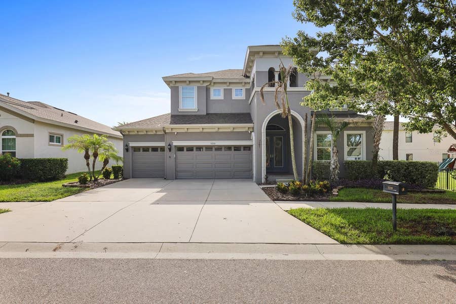 Property photo for 5210 SPARROWGLEN PLACE, Lithia, FL