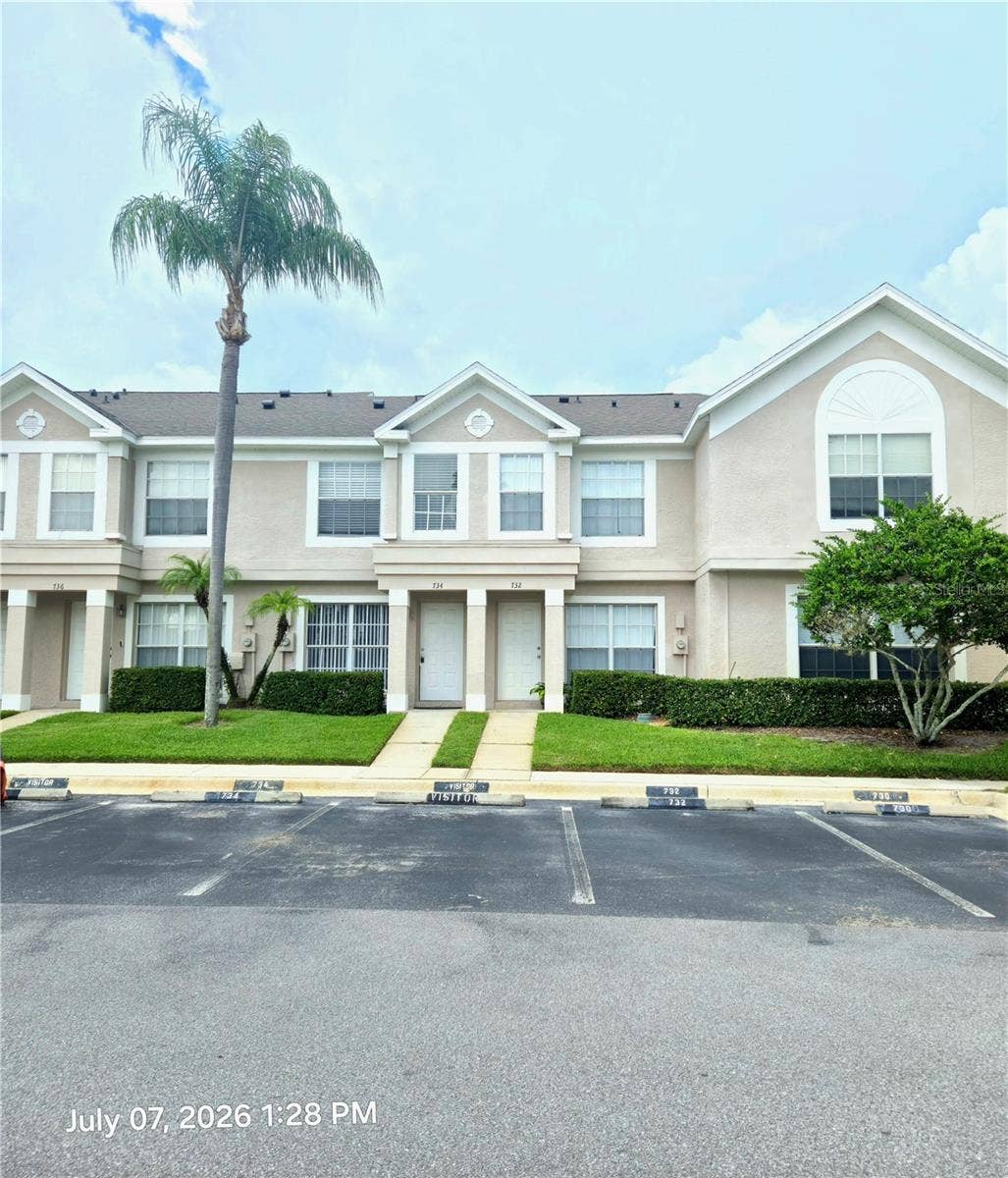 734 KENSINGTON LAKE CIR, #BRANDON, Brandon, FL 33511 Front View