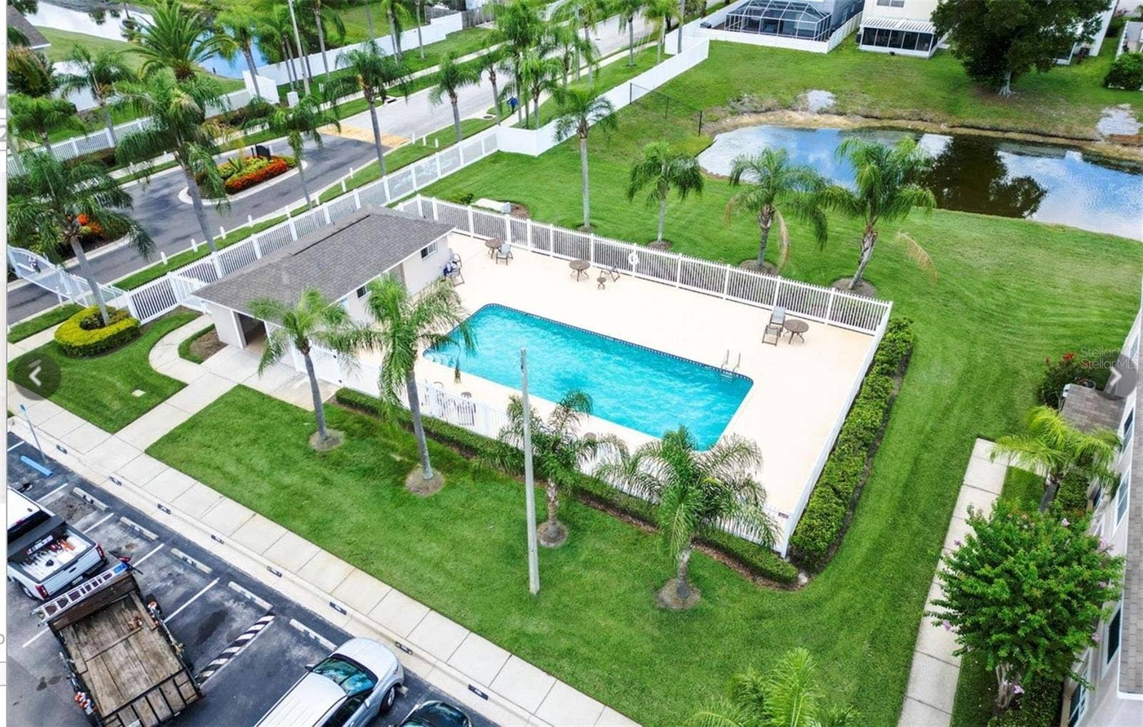 734 KENSINGTON LAKE CIR, #BRANDON, Brandon, FL 33511 Community Pool
