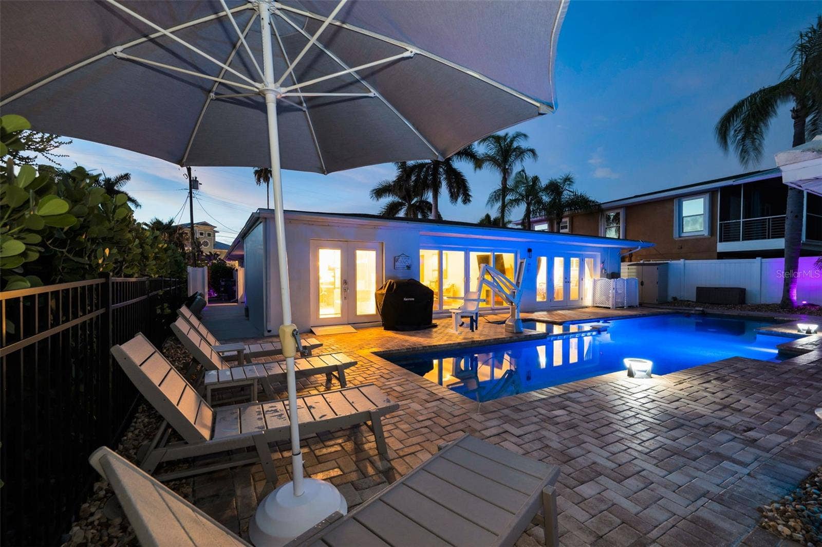 16353 REDINGTON DRIVE, Redington Beach, FL 33708