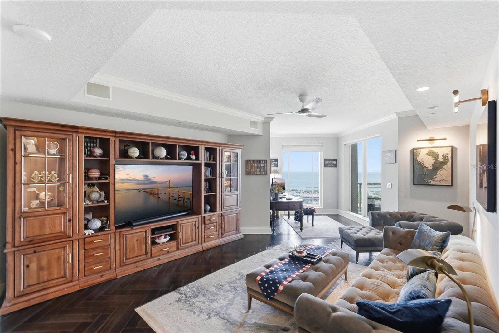 100 BEACH DRIVE NE, #1900, St Petersburg, FL 33701