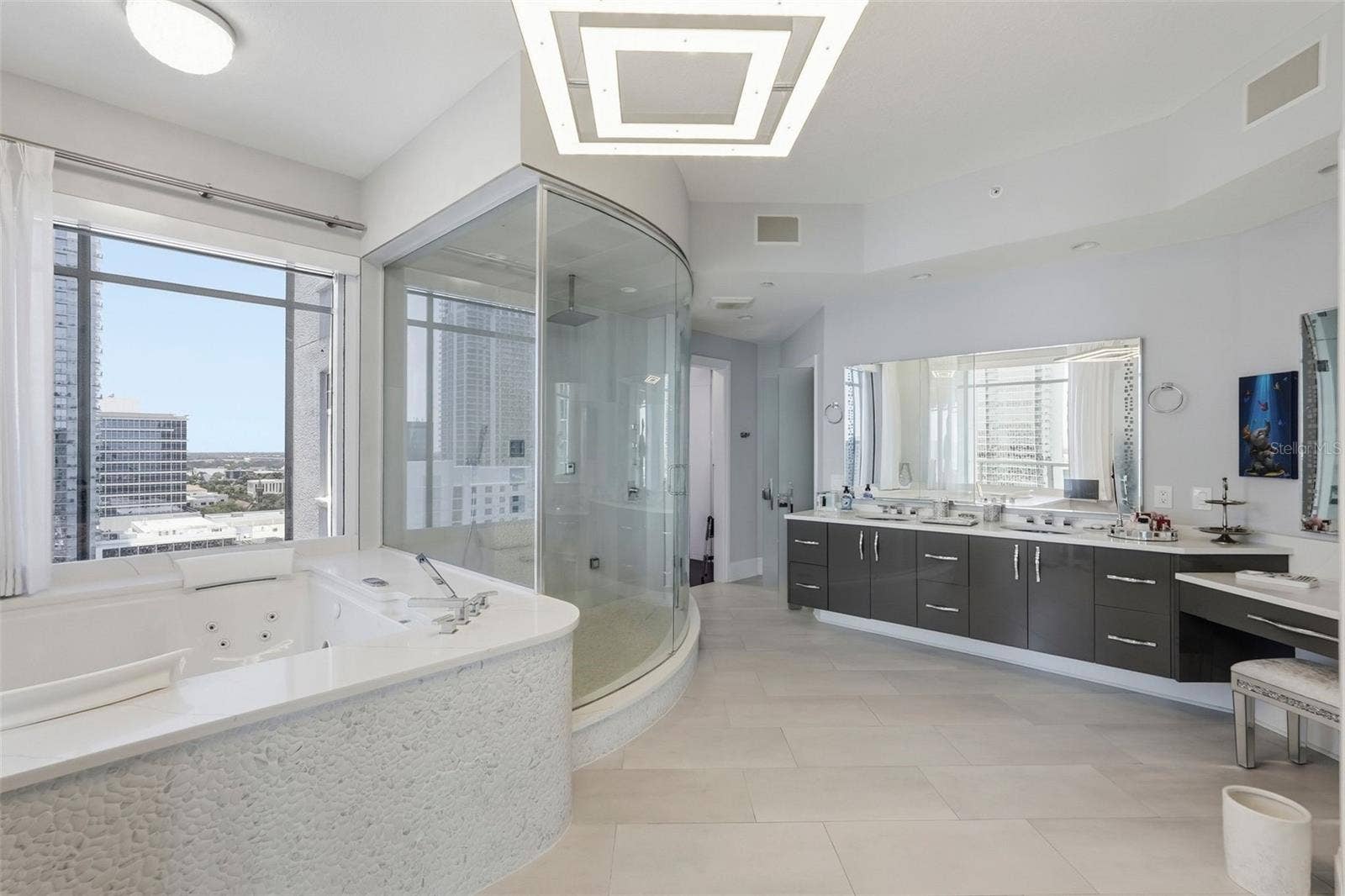 100 BEACH DRIVE NE, #1900, St Petersburg, FL 33701