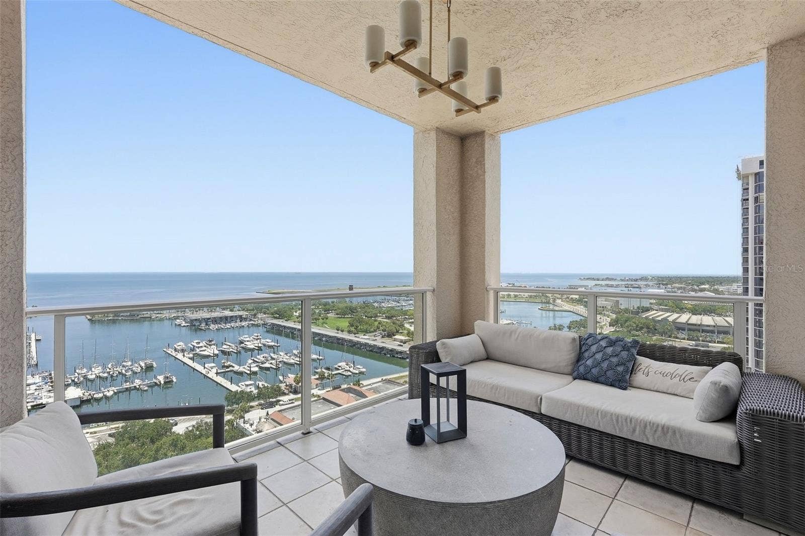 100 BEACH DRIVE NE, #1900, St Petersburg, FL 33701