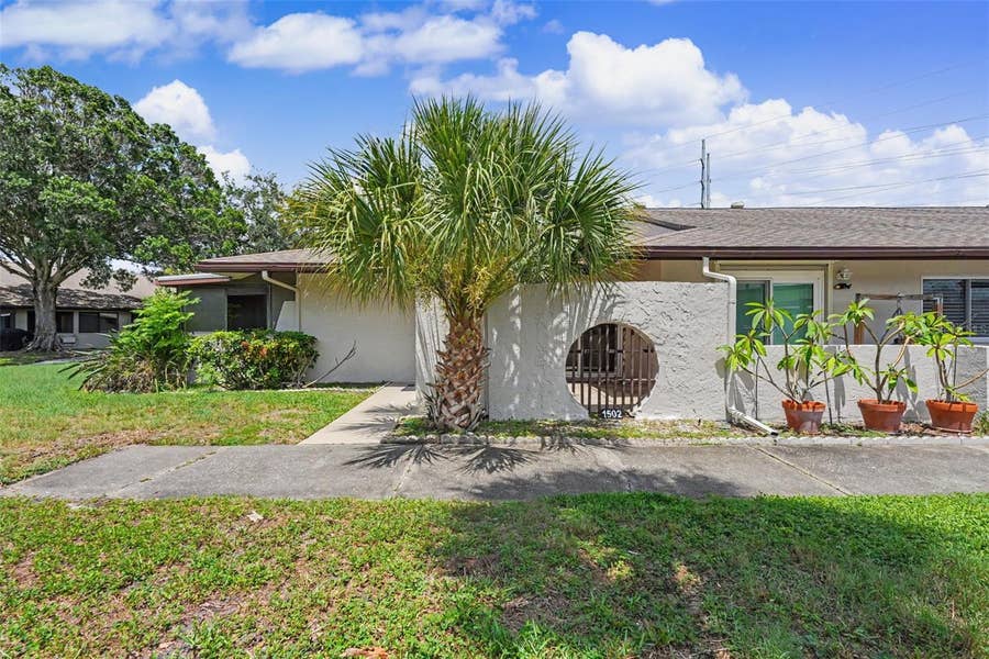 Property photo for 1502 16TH CIRCLE SE, Largo, FL