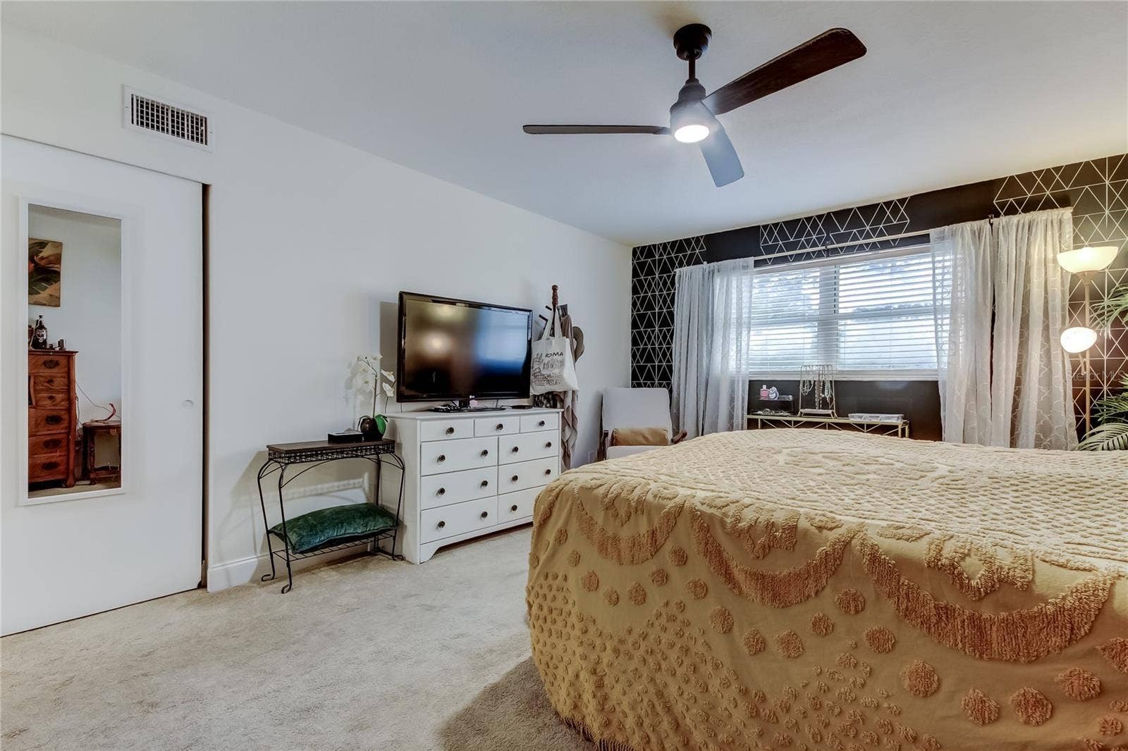 2170 AMERICUS BOULEVARD N, #64, Clearwater, FL 33763