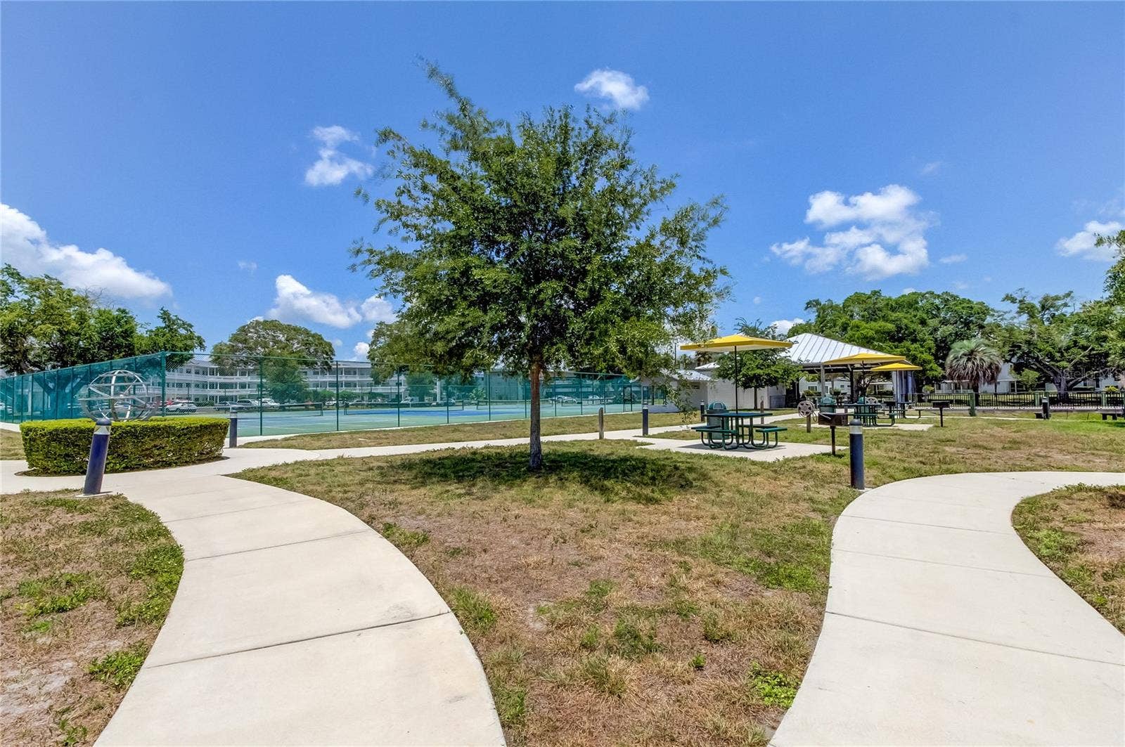 2170 AMERICUS BOULEVARD N, #64, Clearwater, FL 33763